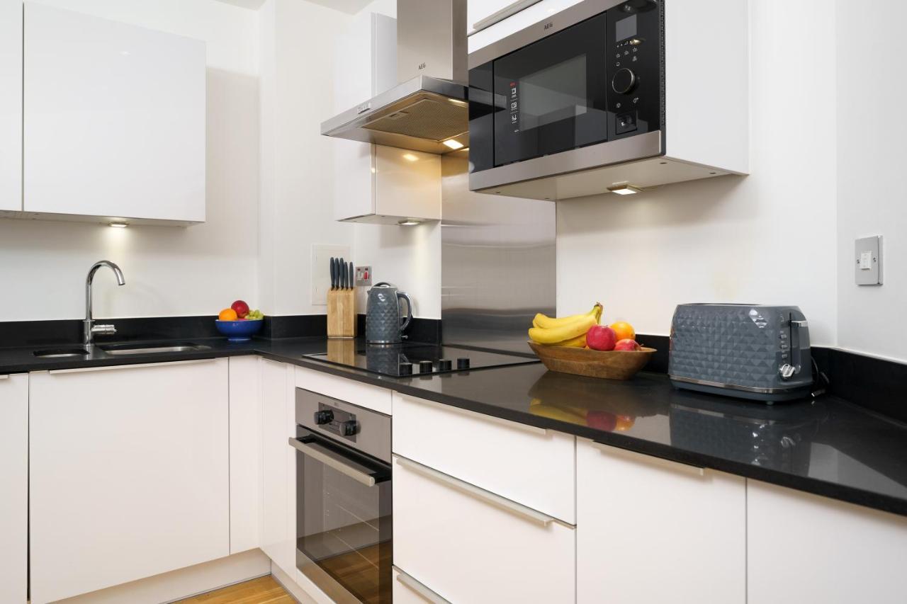 1 Bed Flat Near Canary Wharf, O2 Appartamento Londra Esterno foto