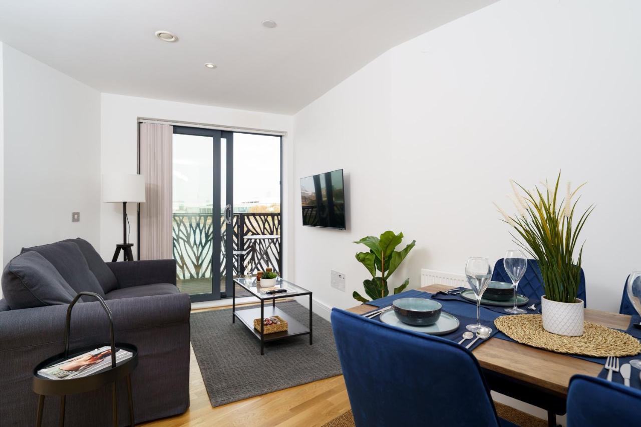1 Bed Flat Near Canary Wharf, O2 Appartamento Londra Esterno foto