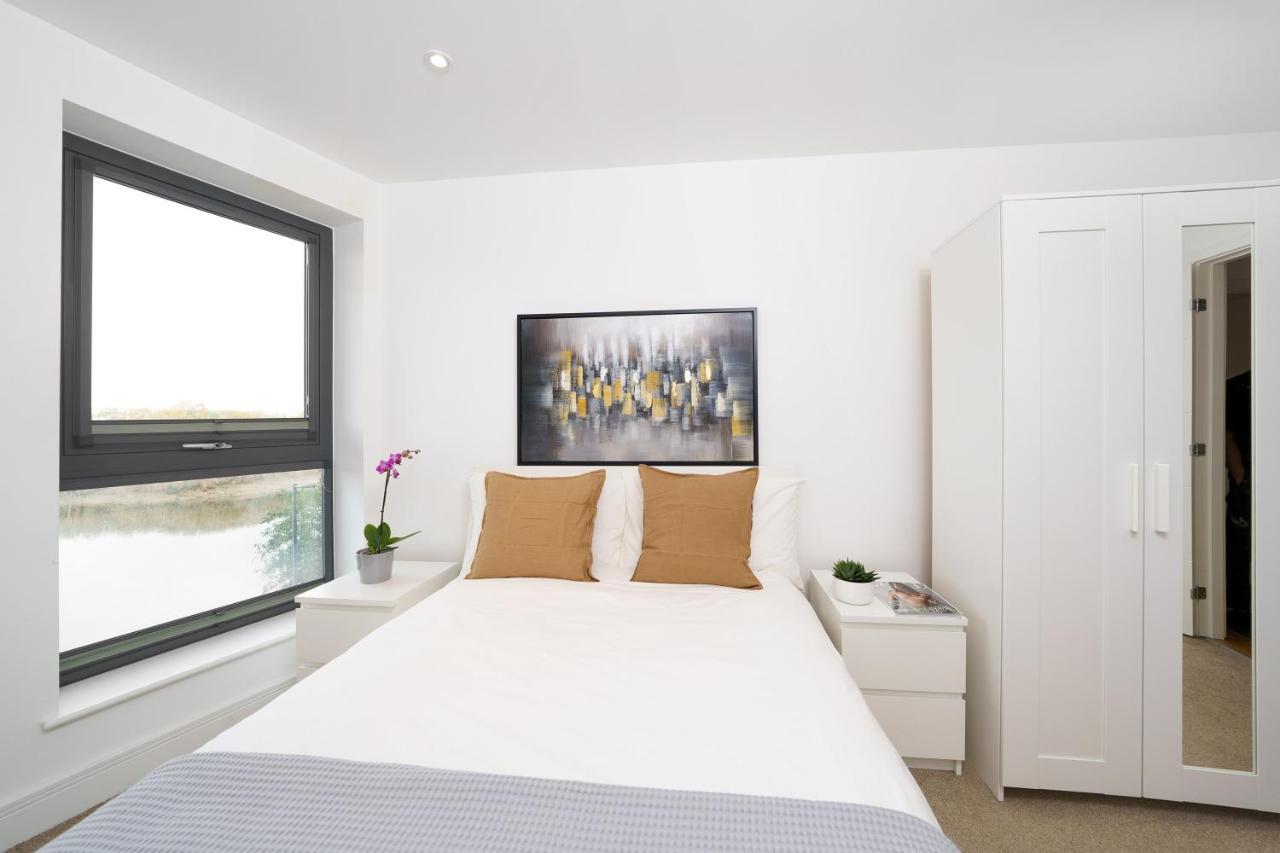 1 Bed Flat Near Canary Wharf, O2 Appartamento Londra Esterno foto