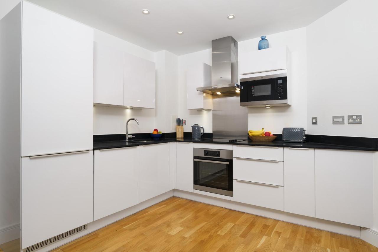 1 Bed Flat Near Canary Wharf, O2 Appartamento Londra Esterno foto